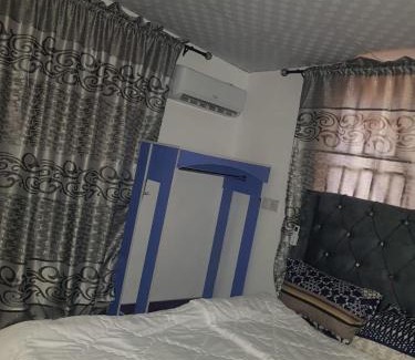 Somolu Apartment | Lagos - 1Bed - Sleeps 2 - AirCon - Free Parking