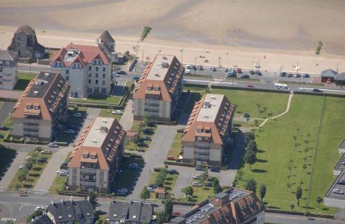 Villers-sur-Mer Apartment | Lagrange Vacances Les Résidences