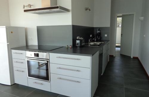 Kahnsdorf Apartment | Lagrette Ferienwohnung am Hainer See