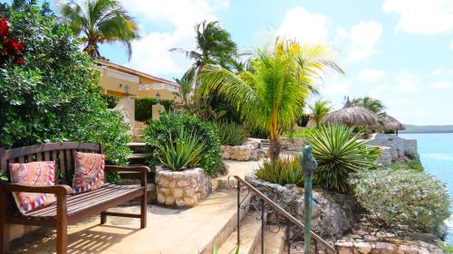 Lagun Resort | Lagun Blou Resort Curacao