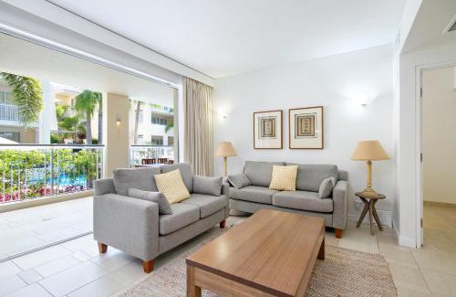 Noosa Heads Apartment | Laguna 117 Poolside, Near Beach