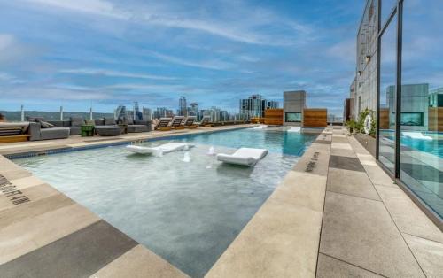 Rainey Street Historic District House | Laguna at the Rainey District - Luxury Condo