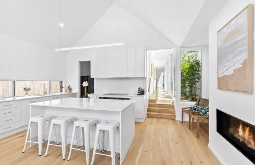 Ocean Grove House | Laguna Beach House Ocean Grove-pets welcome