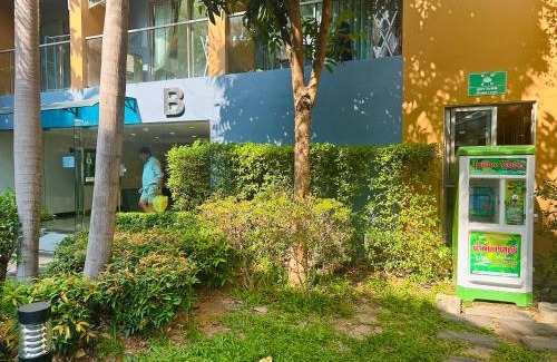 South Pattaya Apartment | Laguna Beach Resort 2-High Speed Wi-Fi and projecter