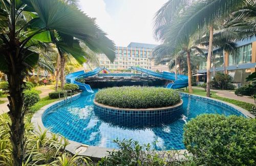 South Pattaya Apartment | Laguna Beach Resort 2-High Speed Wi-Fi and projecter