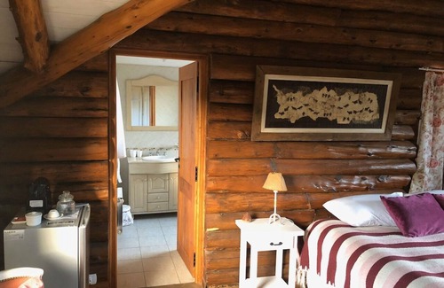 Esquel Cabin | Laguna Larga Lodge