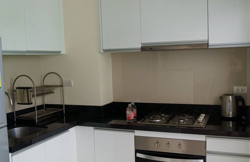 Laguna House | Laguna Park Townhouse in the Heart of Laguna