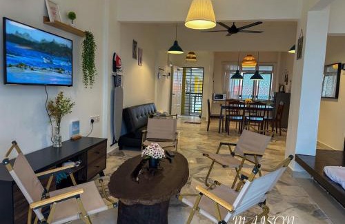 Tanjung Tanah Merah Apartment | Laguna Seaview Suites PD By Maison