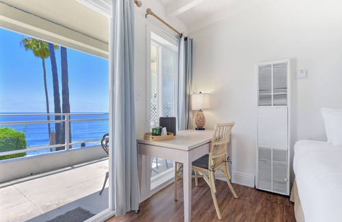 Laguna Beach Hotel | Laguna Surf Lodge by SCP Hotels
