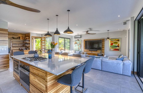 Dominical House | Lagunas Estate Ocean View Dominical