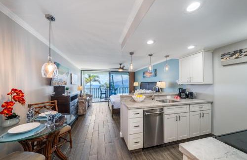 Historic Lahaina Front Street Apartment | Lahaina Shores 215 · LS 215 Direct Beachfront Views Remodeled St