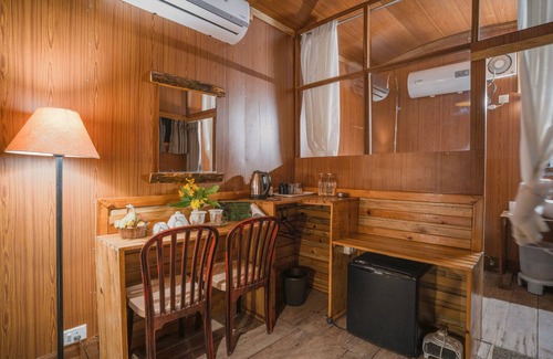 Lansdowne Hotel | LaHermitage Resort