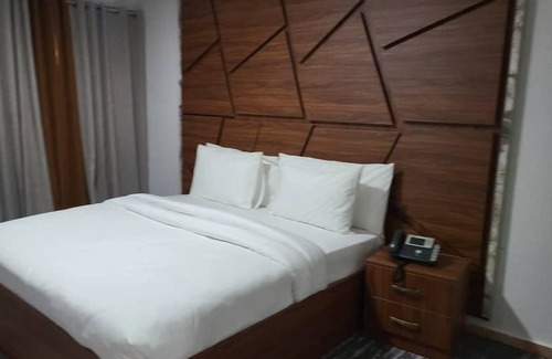 Tulun Hotel | Lai hotel- SL