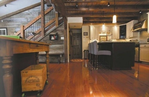 Taos Ski Valley House | Laid-Back Luxury Chalet, great location near Pioneer beginner lift