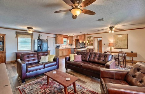 Camden House | Laid-Back River Shack