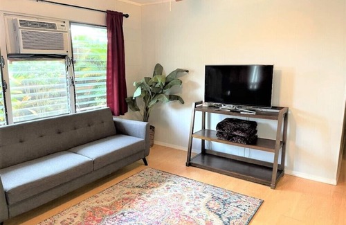 Laie House | Laie, North Shore Oahu Sweet Rental. Close to beach and hiking.