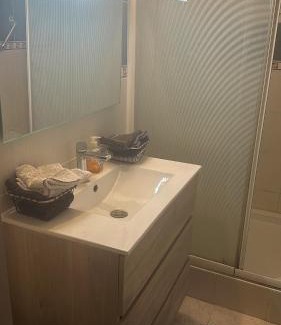 Creil House | Laila