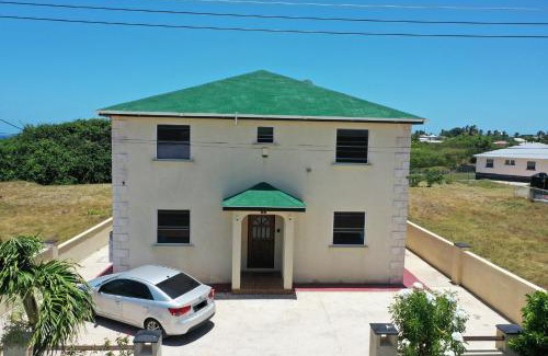 Bayfield Villa | Lailamar Villa, Ocean view, Pool & AC - Ground Floor