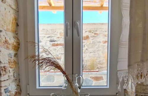 Aperathos House | Laina Traditional Guest House