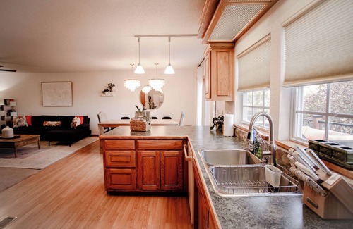 Lost Bridge Village House | Lake Access- 3-bedroom house with bonus sleeping area in quiet Garfield AR