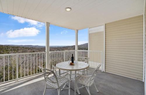 Kimberling City House | Lake Access Condo-Free Daily Tickets-Peaceful Views-Expansive