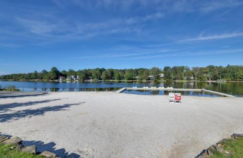 Tobyhanna House | Lake and Beach Access BBQ-Ready Poconos Retreat!