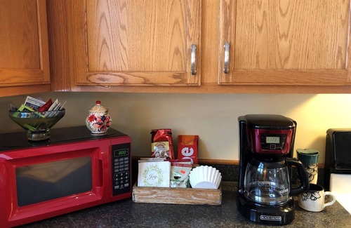 Lake Ann House | Lake Ann LOFT in the heart of Lake Ann village, W. of Traverse City MI