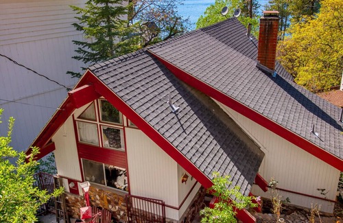 Cedar Glen Cabin | Lake Arrowhead Lakefront Cabin! Sunset views, swim, beach concerts & outlets.