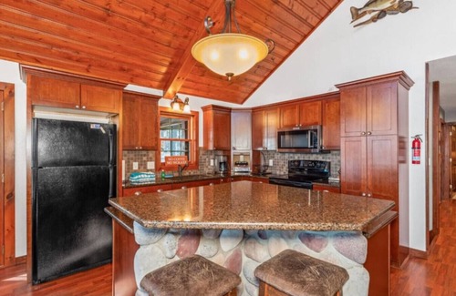 Conover House | Lake Buckatabon Catch N Relax