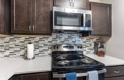 Indianapolis Apartment | Lake Castleton Apartments by Barsala