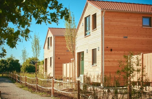 Steinberg am See Apartment | Lake chalet (62sqm) with sauna