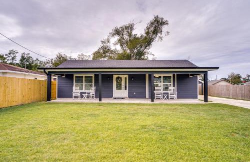Lake Charles House | Lake Charles Home with Gas Grill and Fenced-In Yard!