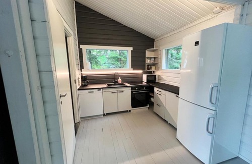 Laukaa Ski Chalet | Lake Cottage with sauna (near City)