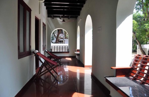 Kochi Bed & Breakfast | Lake County Heritage Home