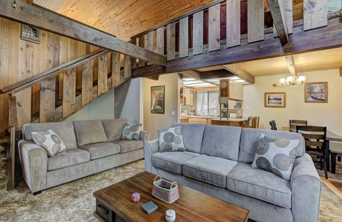 Packwood Cabin | Lake Creek Cabin | 1 Bed, 1 Bath