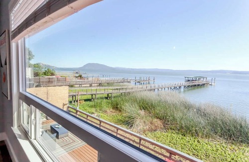Upper Lake House | ‼️Lake Days & Game Nights‼️ | 4BR Upper Lake