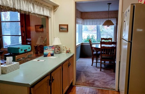 Brethren Cottage | Lake Elinor Retreat ~ New Sauna, Kayaks