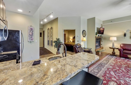 Charlevoix Condo | Lake Escape | Downtown Charlevoix | Pool, Hot Tub, Sauna | Full Size Kitchen