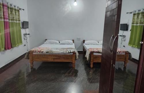Chikkamagaluru House | Lake Flower Homestay
