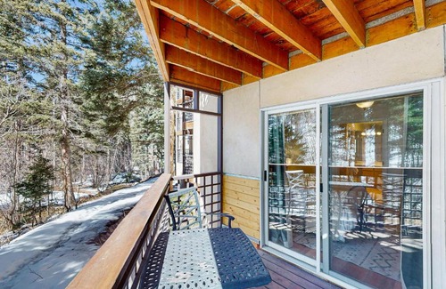 Taos Ski Valley Apartment | Lake Fork 7