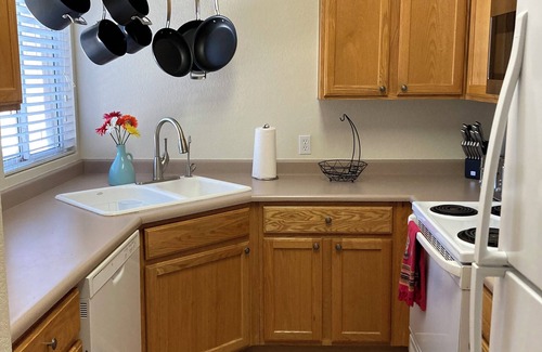 Superstition Lakes Condo | Lake Front 2nd floor condo w/community pool/spa, near golf course