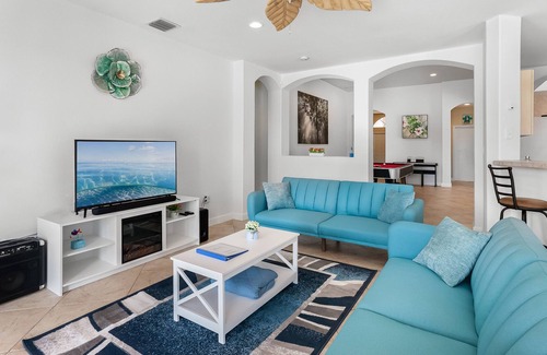 Tamiami House | Lake front, Billiard room, Large patio, Pet-friendly, BBQ, Safe Neighborhood