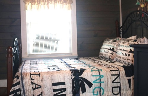 Morristown Cabin | Lake Front Cabin 2 BR, 2 Bath, Panoramic Lake View