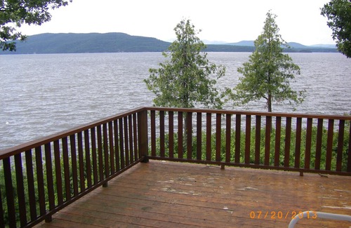 North Ferrisburgh Cottage | Lake Front Camp, 4+ bdrm, in North Ferrisburgh