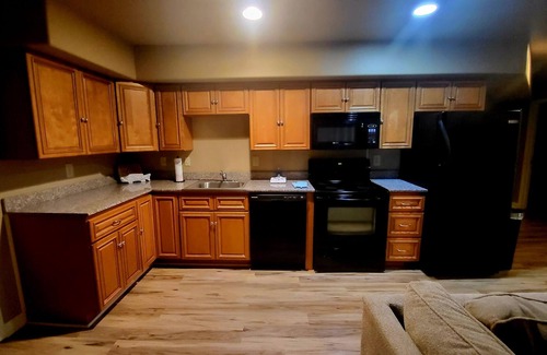 Rocky Mount Condo | Lake Front Condo 5.5 mm Lake of the Ozarks
