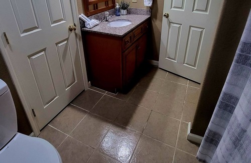 Rocky Mount Condo | Lake Front Condo 5.5 mm Lake of the Ozarks