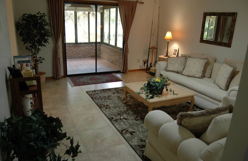 Inverness House | Lake Front Dock Home - Relax, Walk & Bike Path, Fish, Boat, Wine & Golf Nearby