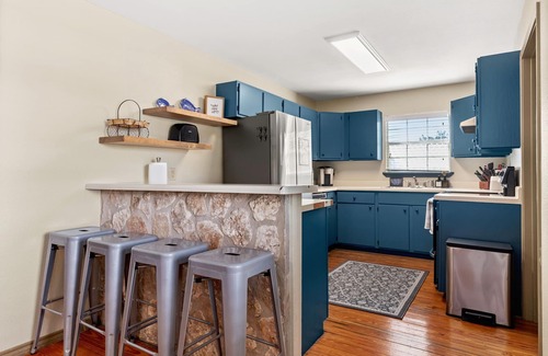Canyon Lake House | Lake front living with eagles nest, pond, creek and on cove of Canyon Lake