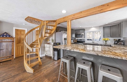 Gilford House | Lake Front Private Home - Winnipesaukee - Gilford NH