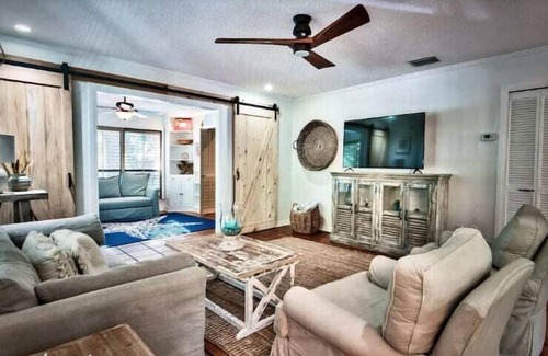 Miramar Beach House | Lake Front Villa/ Dog-Friendly/Golf Cart Included
